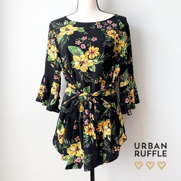 Floral Tie Front Bell Sleeve Top - Picture 2 of 6